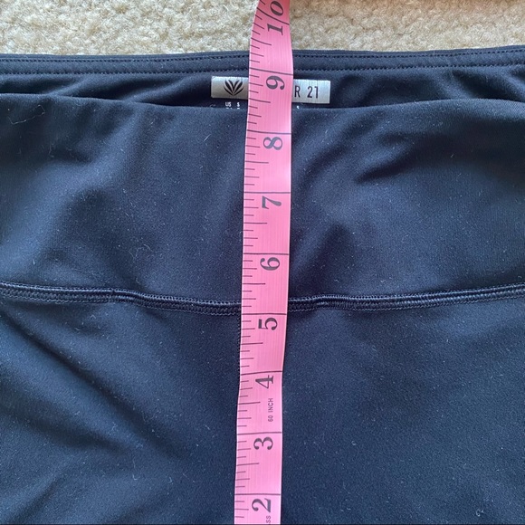 Black mesh panel detail leggings, size small - Picture 6 of 7